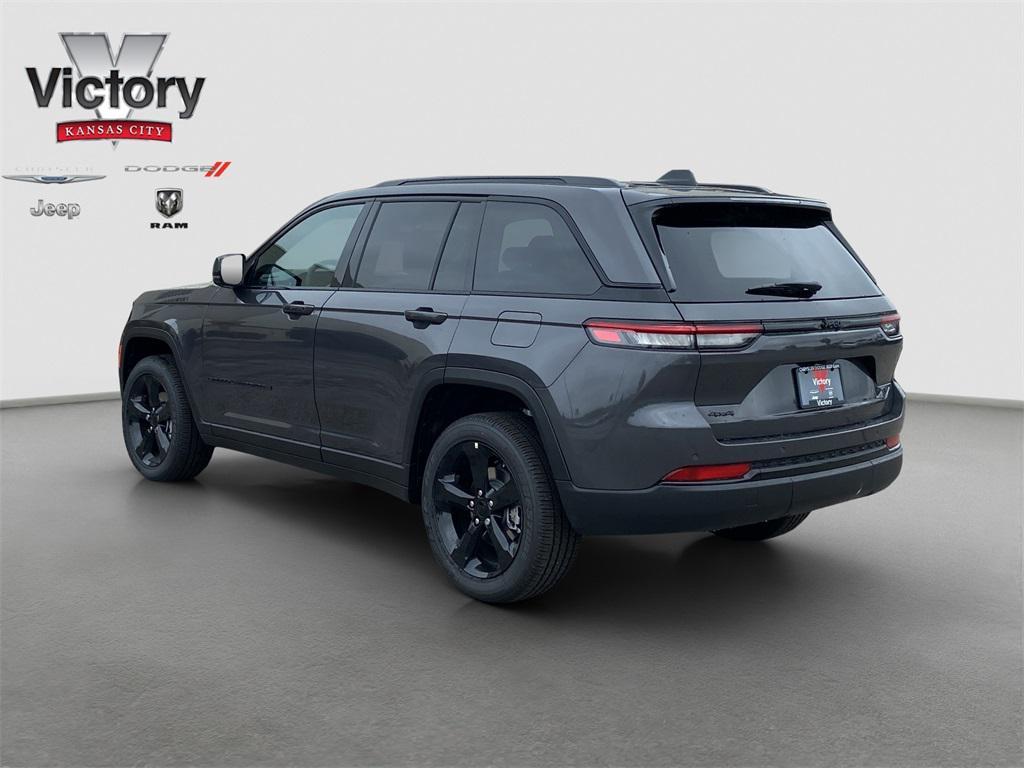 new 2025 Jeep Grand Cherokee car, priced at $49,370