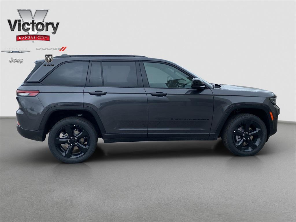 new 2025 Jeep Grand Cherokee car, priced at $49,370