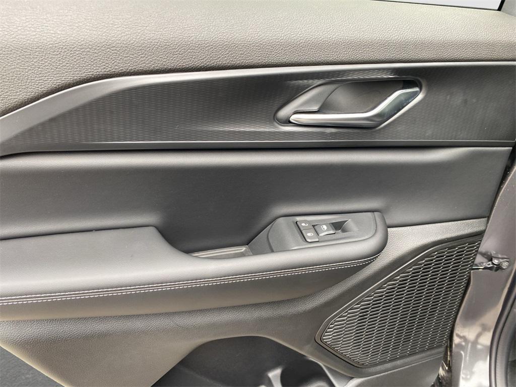 new 2025 Jeep Grand Cherokee car, priced at $49,370