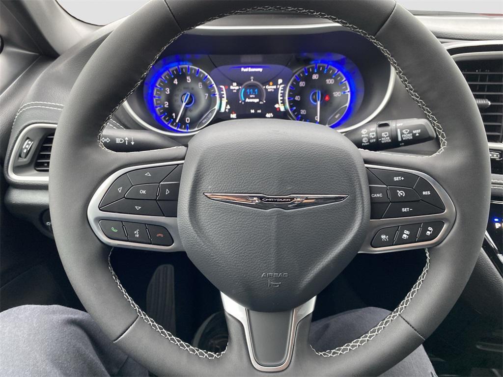 new 2026 Chrysler Pacifica car, priced at $48,285