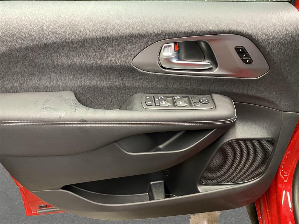 new 2026 Chrysler Pacifica car, priced at $46,235