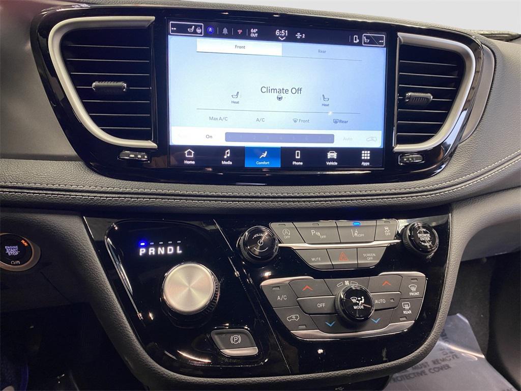 new 2026 Chrysler Pacifica car, priced at $46,235