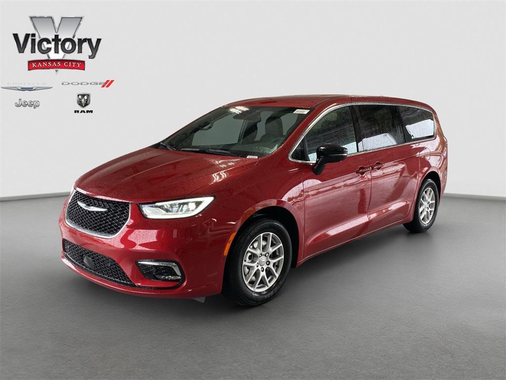 new 2026 Chrysler Pacifica car, priced at $46,235