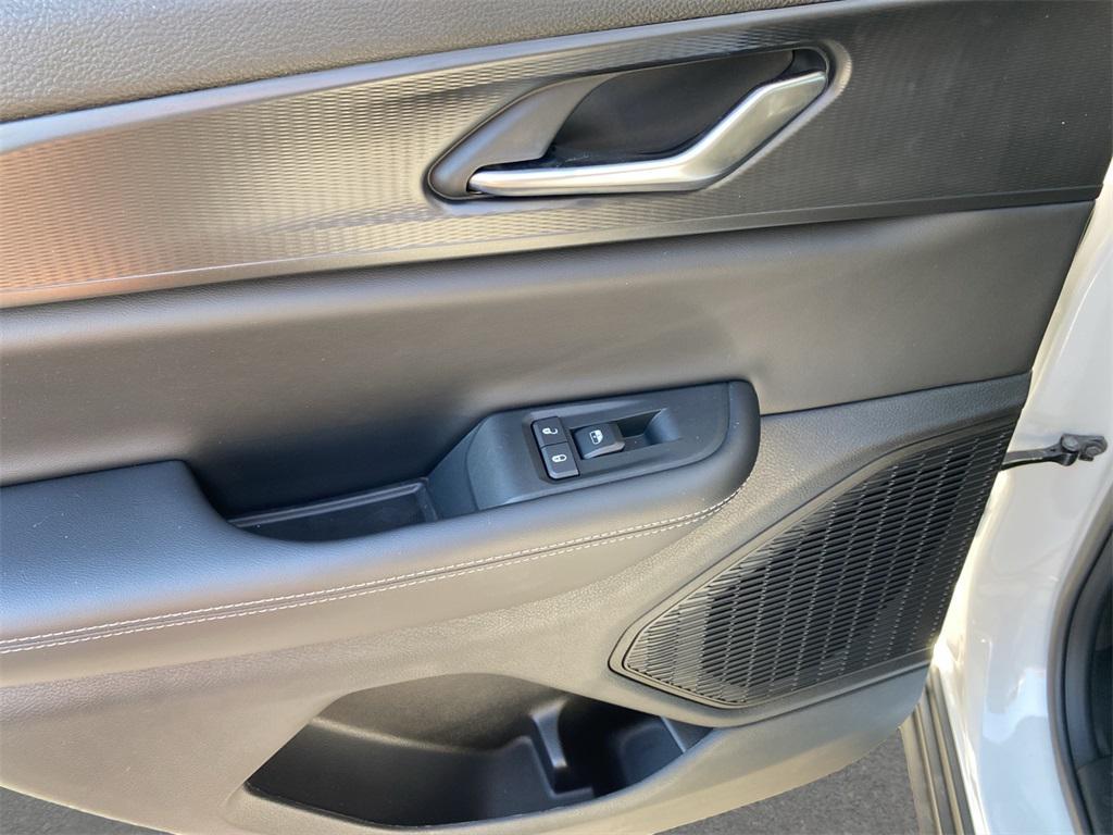 new 2025 Jeep Grand Cherokee car, priced at $48,775