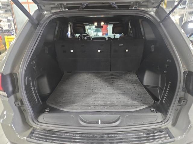 used 2021 Jeep Grand Cherokee car, priced at $21,797