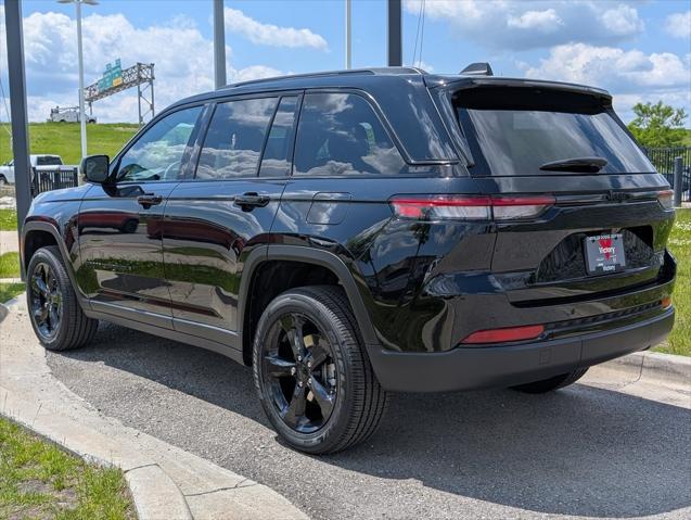 new 2025 Jeep Grand Cherokee car, priced at $48,375
