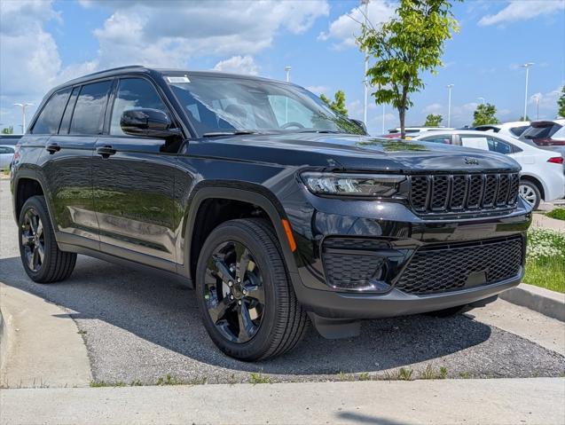 new 2025 Jeep Grand Cherokee car, priced at $48,375