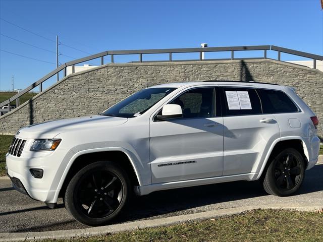 used 2015 Jeep Grand Cherokee car, priced at $13,251