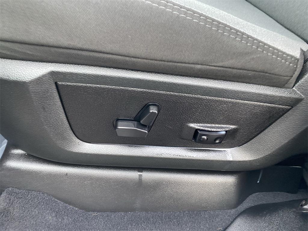 used 2024 Ram 2500 car, priced at $35,997