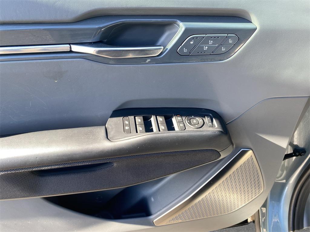 used 2024 Kia EV9 car, priced at $40,995