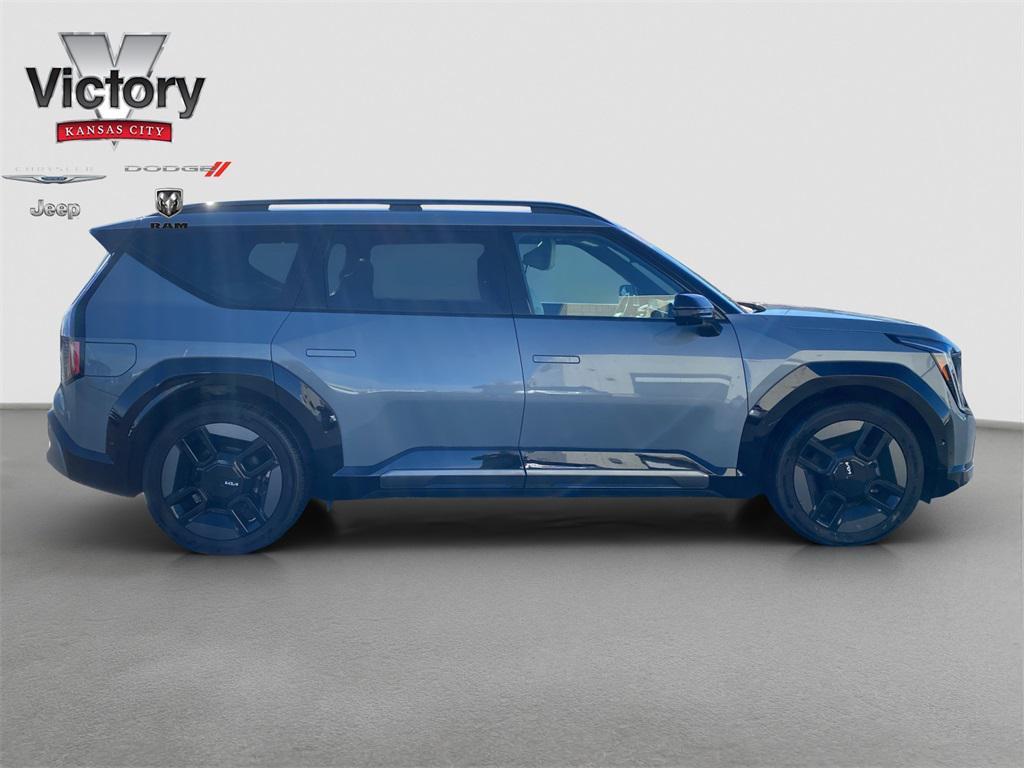 used 2024 Kia EV9 car, priced at $40,995