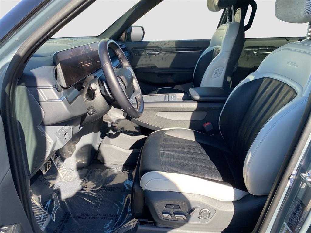 used 2024 Kia EV9 car, priced at $40,995