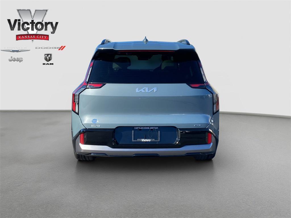 used 2024 Kia EV9 car, priced at $40,995