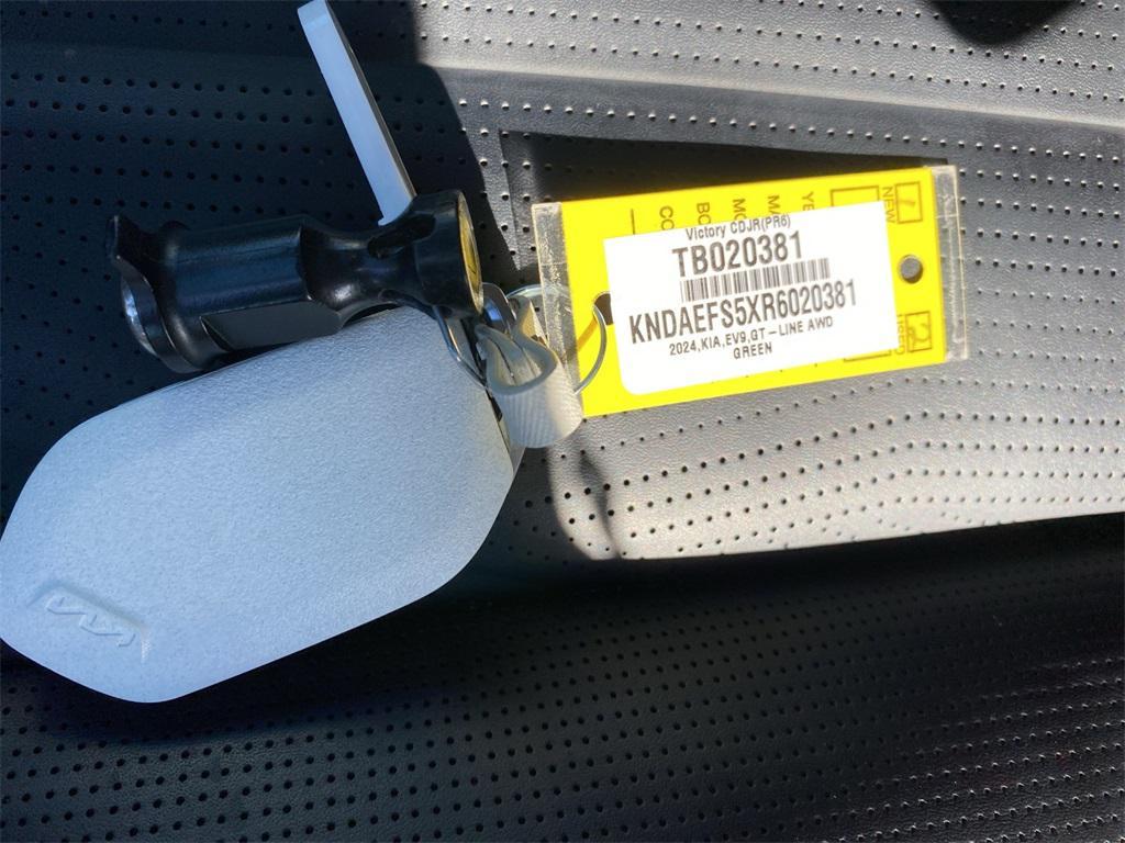 used 2024 Kia EV9 car, priced at $40,995