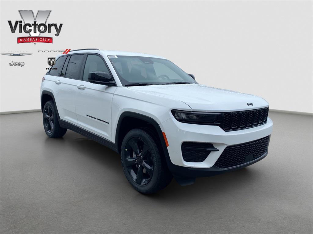 new 2025 Jeep Grand Cherokee car, priced at $48,275