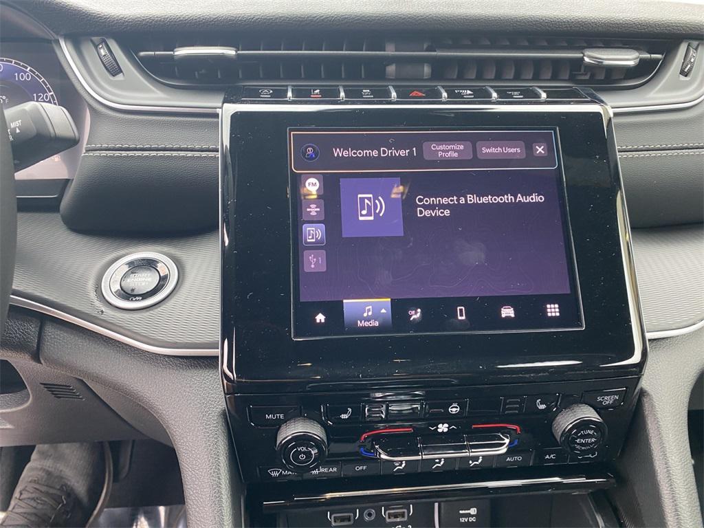 new 2025 Jeep Grand Cherokee car, priced at $48,275