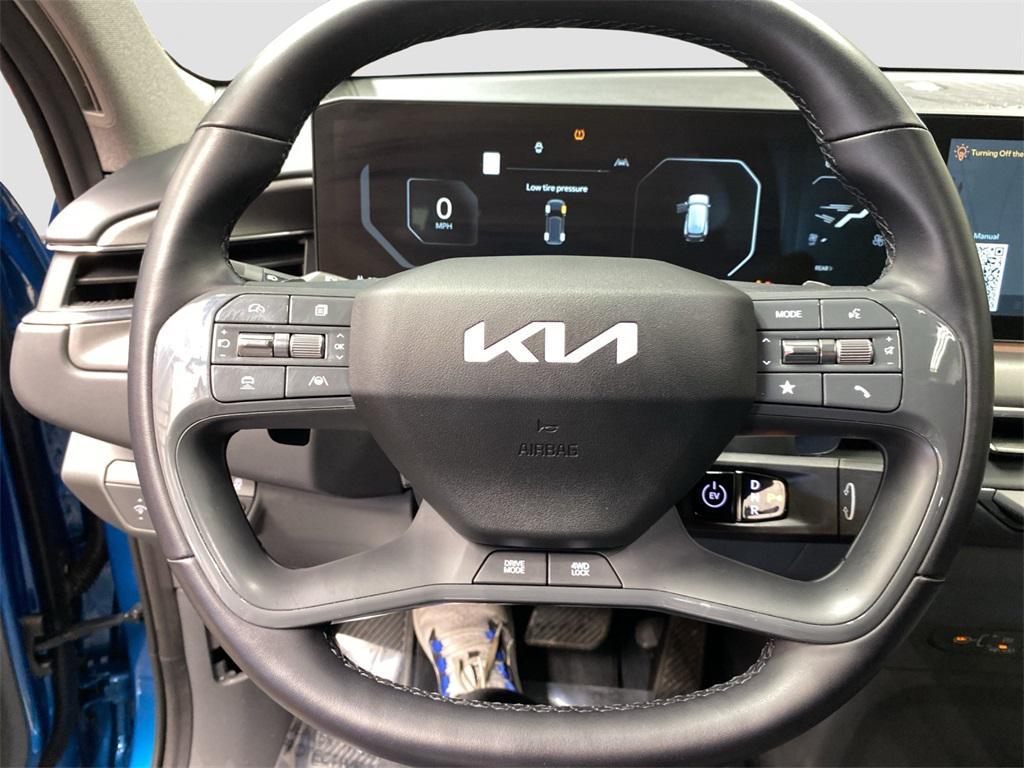 used 2024 Kia EV9 car, priced at $39,995