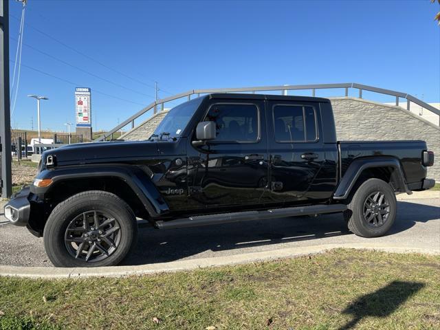 new 2024 Jeep Gladiator car, priced at $51,640