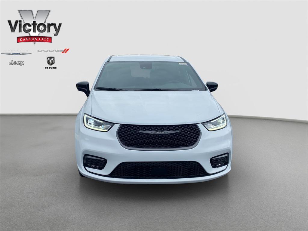 new 2026 Chrysler Pacifica car, priced at $47,290