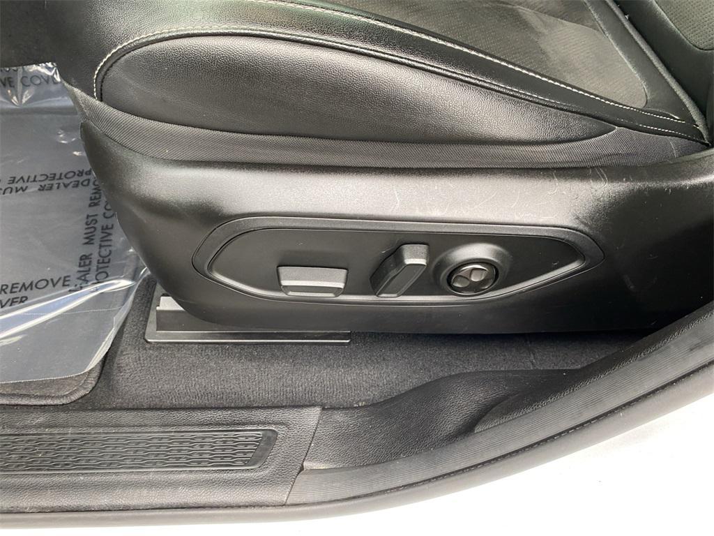 used 2024 Jeep Grand Cherokee L car, priced at $26,995