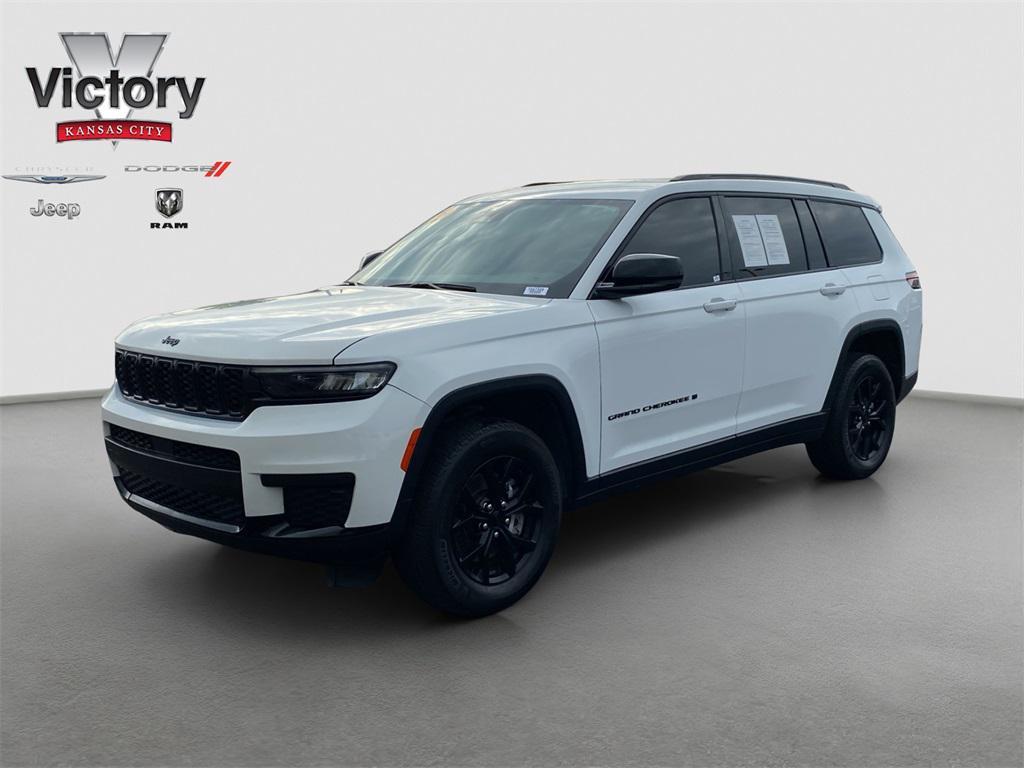used 2024 Jeep Grand Cherokee L car, priced at $26,995