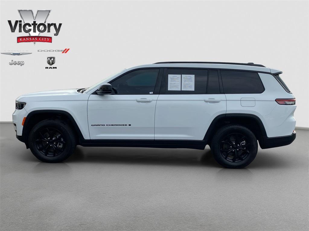 used 2024 Jeep Grand Cherokee L car, priced at $26,995