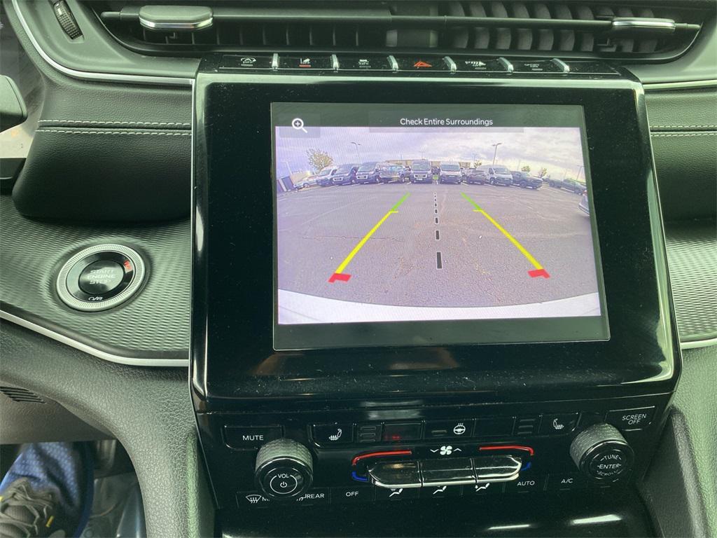 used 2024 Jeep Grand Cherokee L car, priced at $26,995