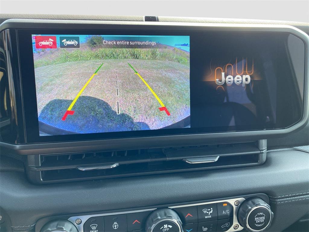 new 2025 Jeep Wrangler car, priced at $59,120