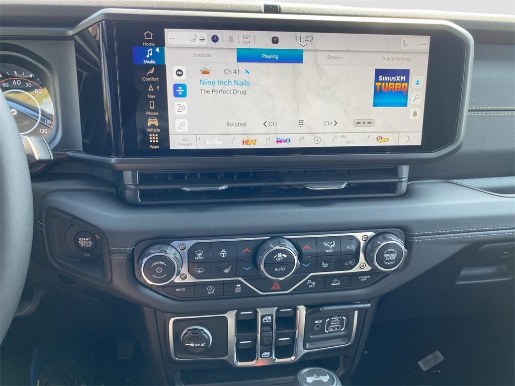 new 2025 Jeep Wrangler car, priced at $59,120