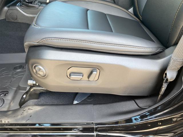 new 2025 Jeep Wrangler car, priced at $59,120