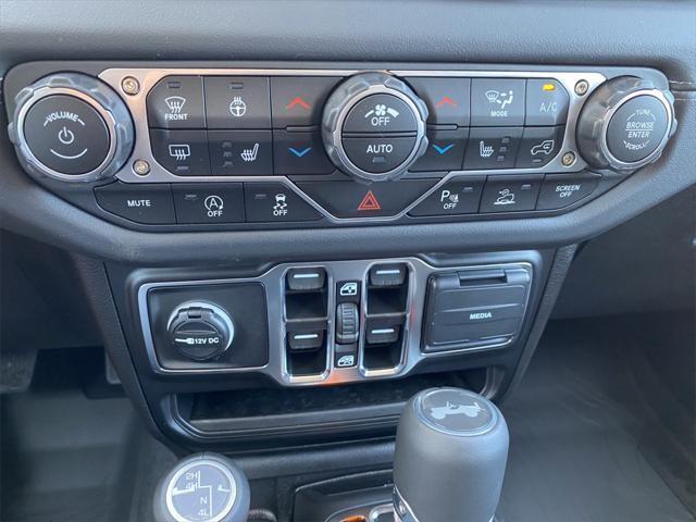 new 2025 Jeep Wrangler car, priced at $59,120