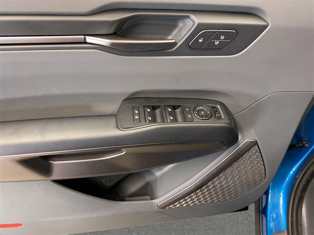 used 2024 Kia EV9 car, priced at $37,995