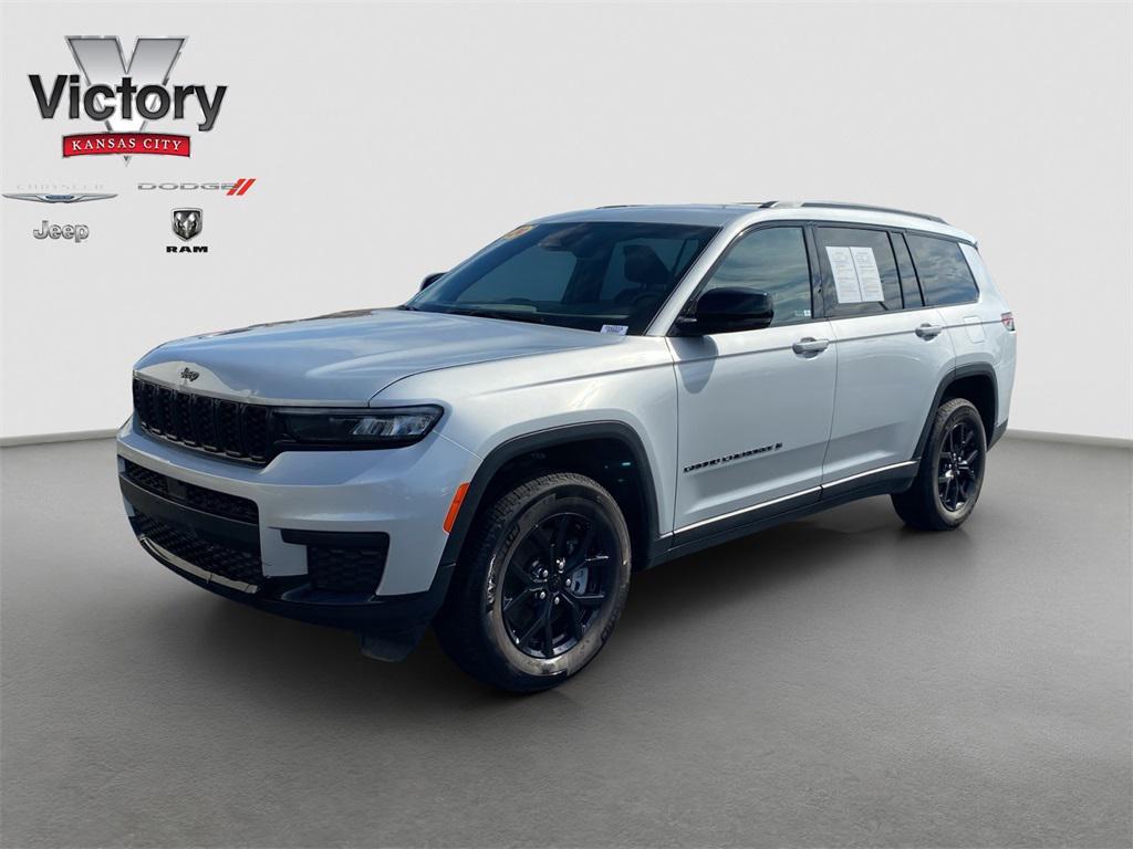 used 2024 Jeep Grand Cherokee L car, priced at $27,995