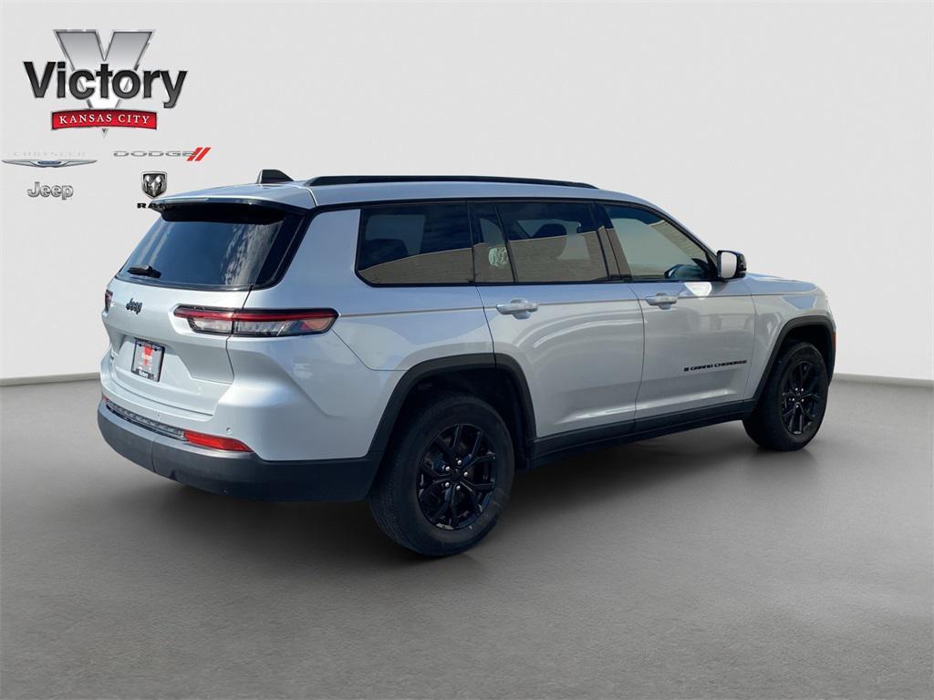 used 2024 Jeep Grand Cherokee L car, priced at $27,995