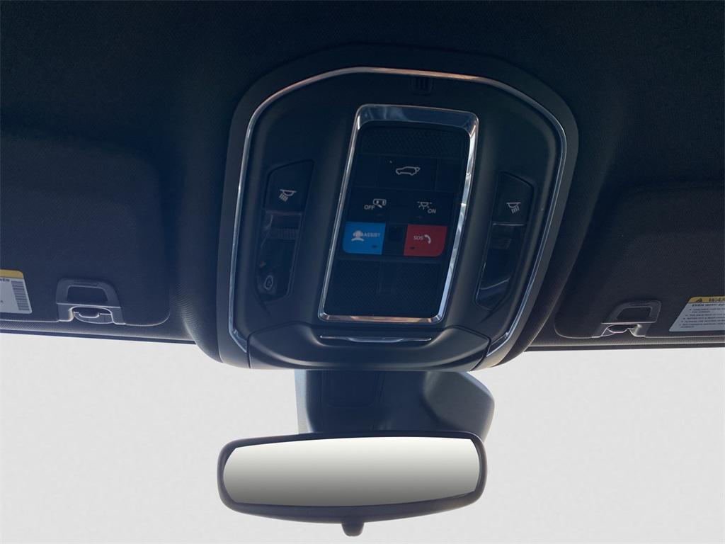 used 2024 Jeep Grand Cherokee L car, priced at $27,995