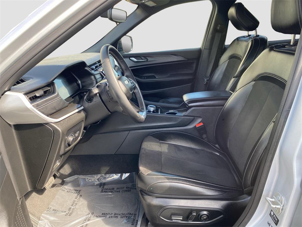 used 2024 Jeep Grand Cherokee L car, priced at $27,995