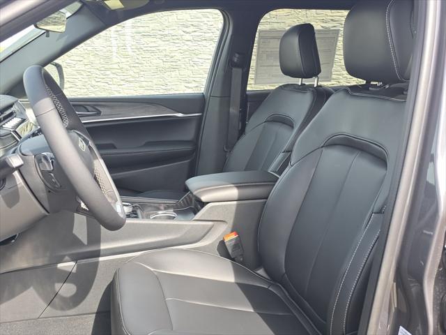 new 2025 Jeep Grand Cherokee L car, priced at $54,635