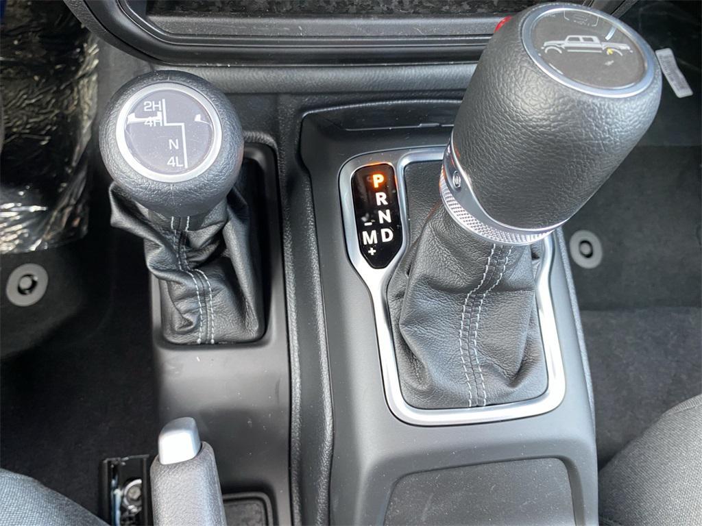 new 2025 Jeep Gladiator car, priced at $51,740