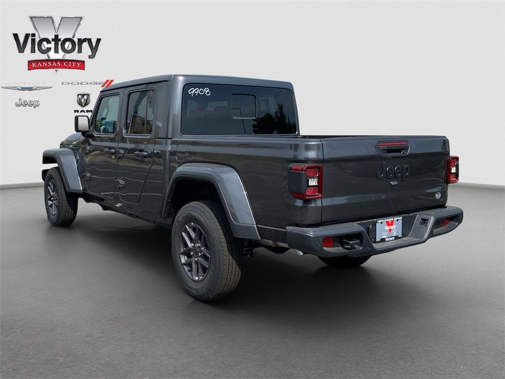new 2025 Jeep Gladiator car, priced at $51,740