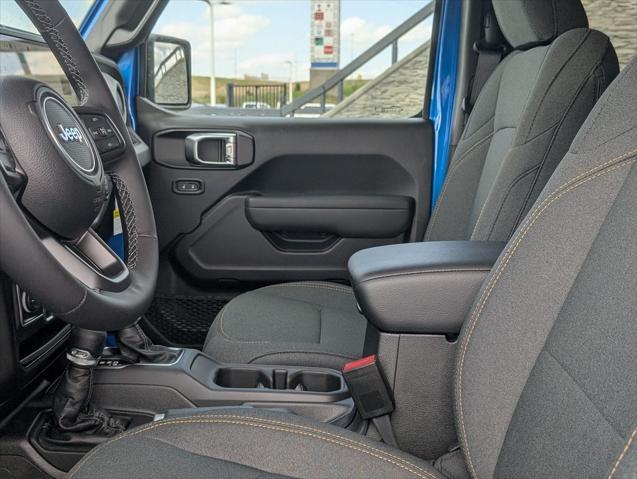 new 2025 Jeep Wrangler car, priced at $52,940