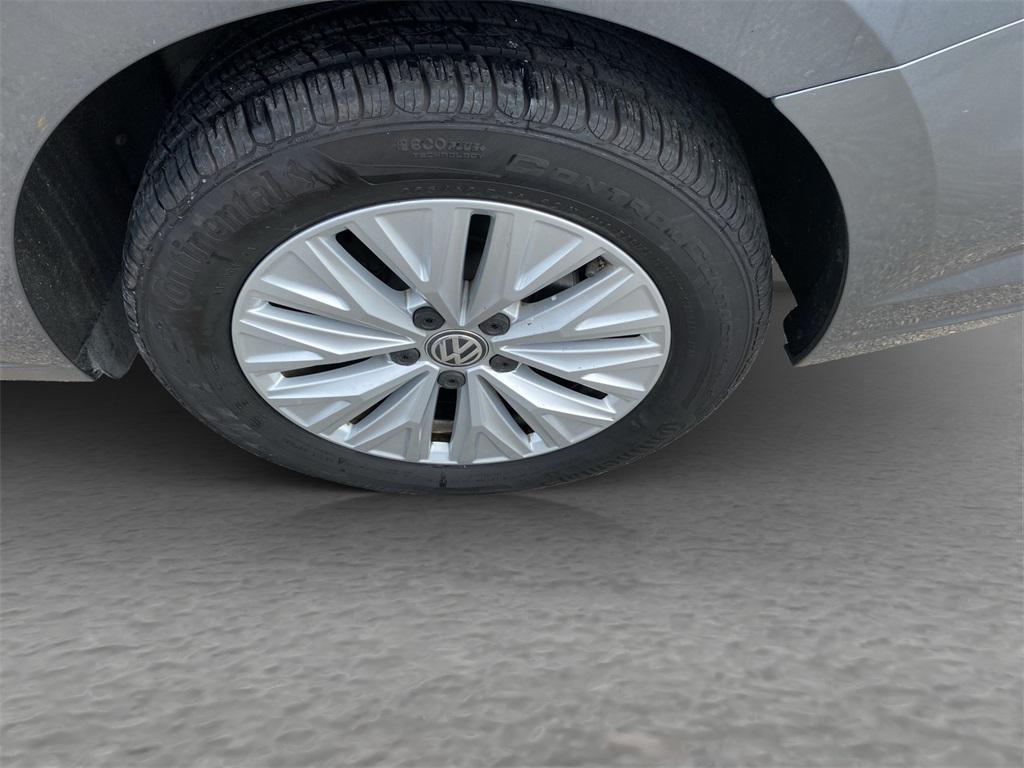 used 2019 Volkswagen Jetta car, priced at $14,987