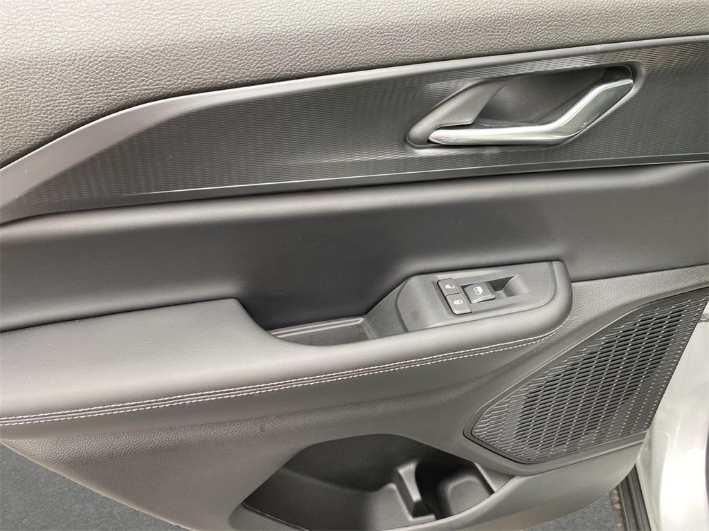 new 2025 Jeep Grand Cherokee car, priced at $44,170