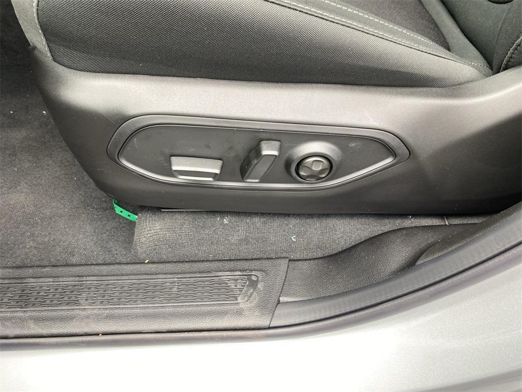 new 2025 Jeep Grand Cherokee car, priced at $44,170