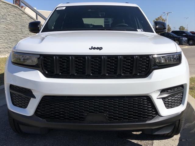 new 2025 Jeep Grand Cherokee car, priced at $47,580