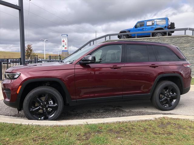 new 2025 Jeep Grand Cherokee car, priced at $48,175