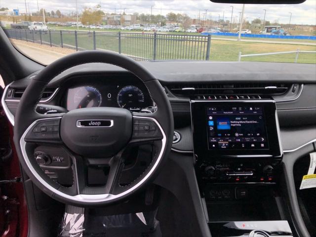 new 2025 Jeep Grand Cherokee car, priced at $48,175