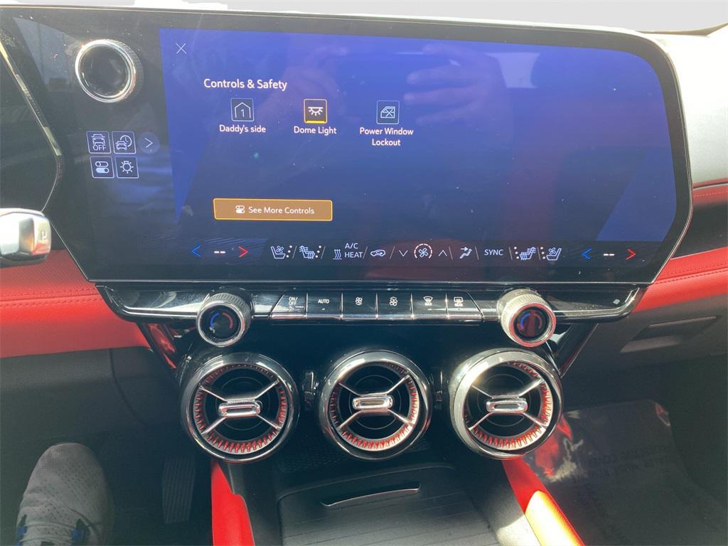 used 2024 Chevrolet Blazer EV car, priced at $29,897