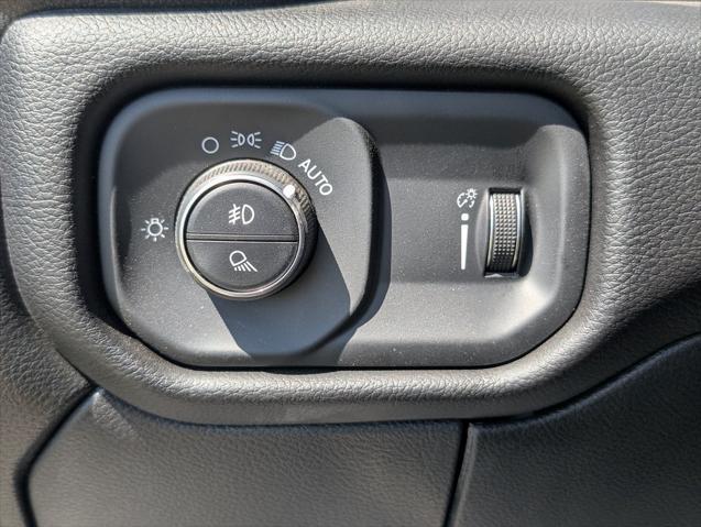 new 2025 Ram 2500 car, priced at $78,675