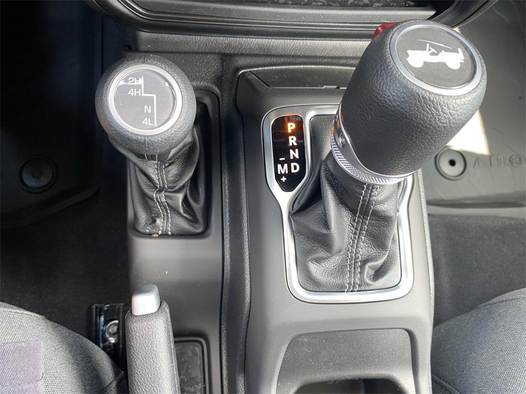 new 2025 Jeep Wrangler car, priced at $53,640