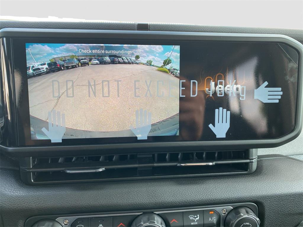 new 2025 Jeep Wrangler car, priced at $53,640